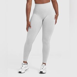 Oner active 
EFFORTLESS SEAMLESS LEGGINGS